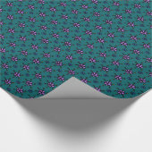 Papier cadeau turquoise de floraux violets (Coin)