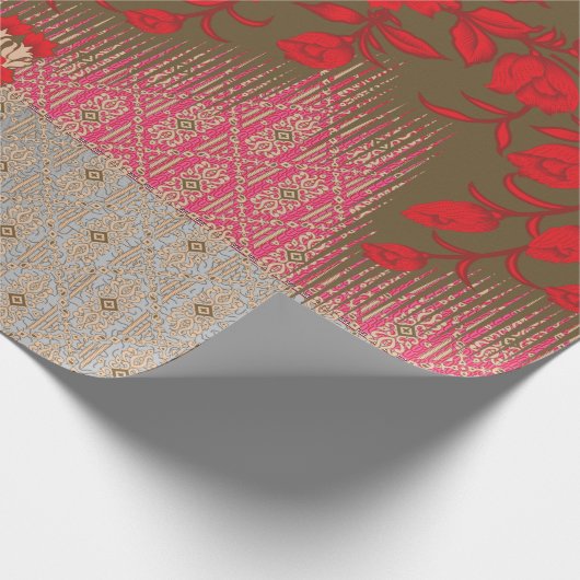 Papier Cadeau un motif à croix avec fleurs rouges et vignes (Coin)