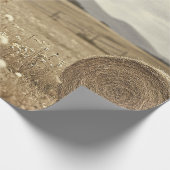 Papier Cadeau Vache de Highland dans un champ de foin Découpage (Coin)