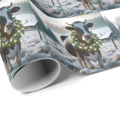 Papier Cadeau Vache Holstein portant une couronne de Noël brilla (Coin rond)