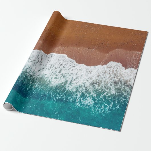 Papier Cadeau Vague d'océan sur une plage de sable, vue arrière  (Déroulé)