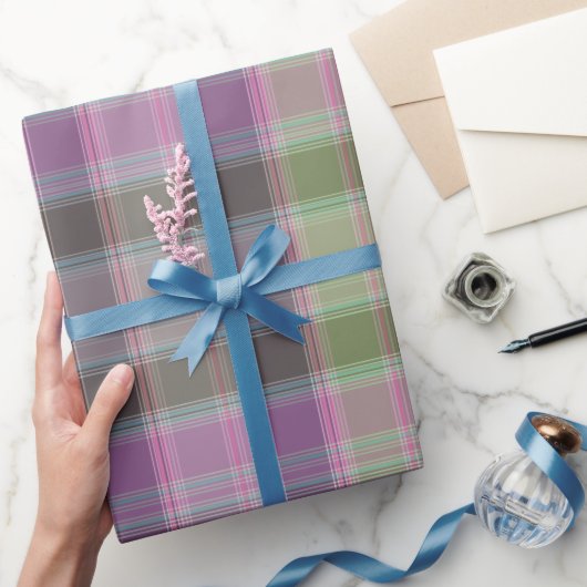Papier Cadeau Vert, tartan classique lilas. (Cadeaux)