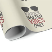 Papier Cadeau Vibes de jardin d'enfants seulement Retour à l'éco (Coin rond)