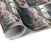Papier Cadeau Vielle dame avec Steaming Cup de café (Coin rond)