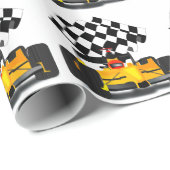 Papier Cadeau Voiture de course jaune avec drapeau À damiers (Coin rond)