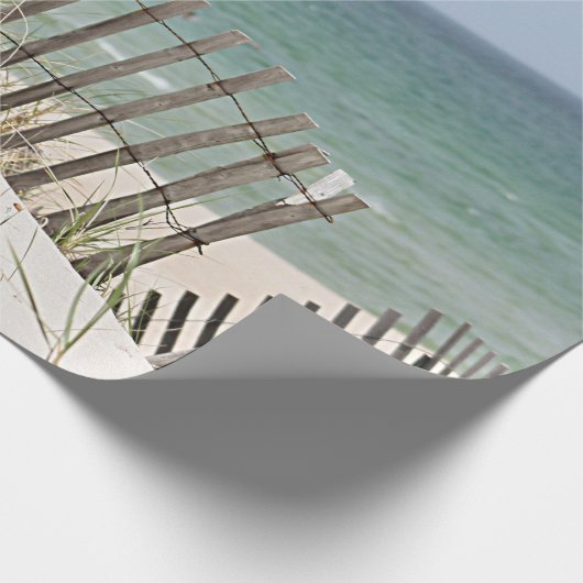 Papier Cadeau Vue d'océan par la barrière de plage (Coin)