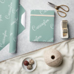 Papier Cadeau Wedding shower de script de nom personnalisé<br><div class="desc">Joli papier d'emballage personnalisé avec le nom de famille personnalisé de votre choix. Emballage cadeau parfait pour les cadeaux de mariage ou de nuptiale.</div>