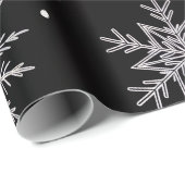 Papier Cadeau White Snowflakes On Black Background Christmas (Coin rond)