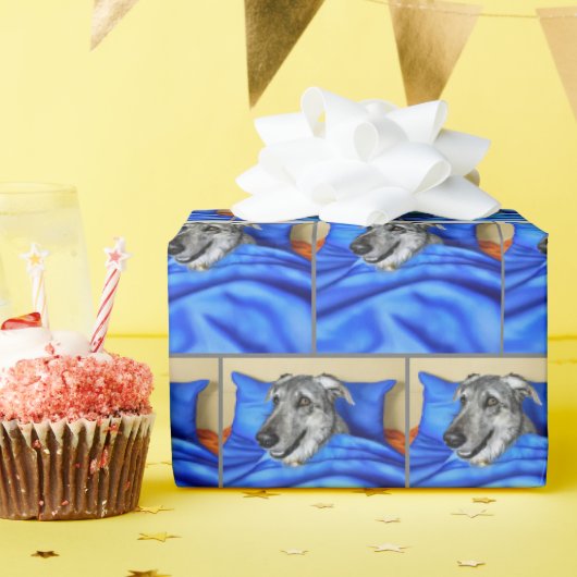 Papier Cadeau Wolfhound Irlandais En Lit (Fête d'anniversaire)
