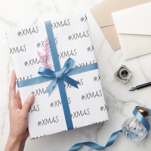 Papier Cadeau XMAS Noir et Blanc tendance Personnalisé (Cadeaux)