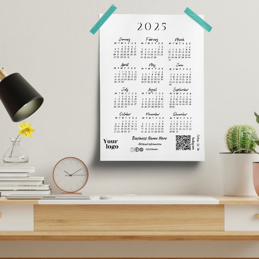 Papier Calendrier 2025 Année Typographie de script blanc