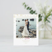 Papier Cheap Newlyweds First Christmas Snowflakes Photo (Debout devant)