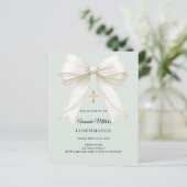 Papier Confirmation bow ivory pearls sage invitation (Debout devant)