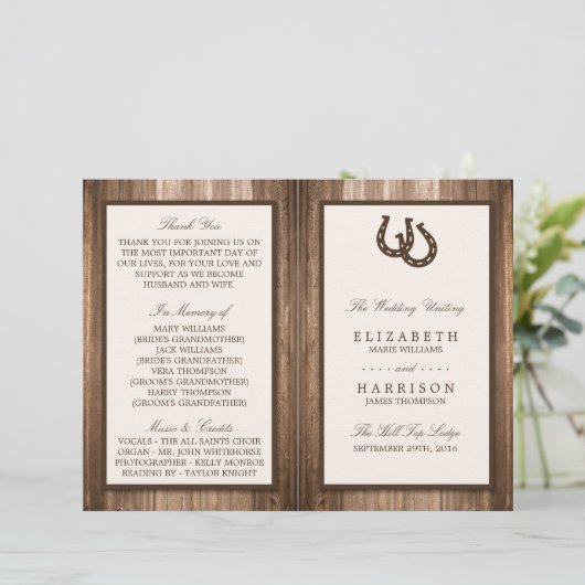 Papier Country Rustic Horseshoe & Brown Wood Mariage (Debout devant)