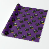 Papier d'emballage de cadeau de graduation violet (Déroulé)
