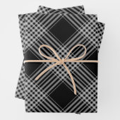 Papier d'emballage en plastique en diagonale noir  (En situation)