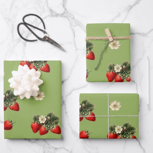 Papier d'emballage fraise sur fond vert mousse (Recto)