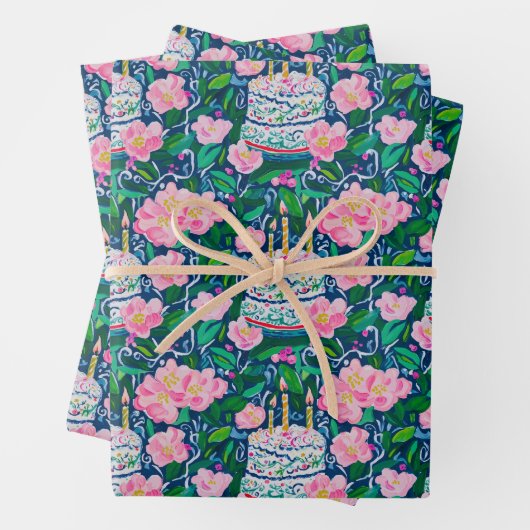 Papier d'enveloppement avant l'anniversaire (En situation)