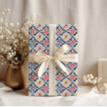 Papier d'enveloppement de carreaux grecs méditerra<br><div class="desc">Étendez la joie du printemps dans votre cadeau de donner l'expérience avec notre papier d'enveloppement exquis! Ce design captivant non seulement améliore l'attrait visuel de vos cadeaux, mais insuffle également une atmosphère élégante et festive pour toute occasion. Fabriqué à partir de matériaux de haute qualité, notre papier d'emballage est le...</div>