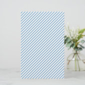 Papier d'enveloppement de savon diagonale bleu et  (Debout devant)