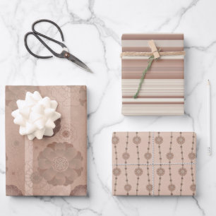 Papier d'enveloppement rose mocha monochromatique