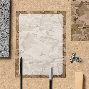 Papier Dessin de camouflage du désert avec des cailloux,