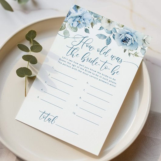 Papier Dusty bleu floral Quel âge avait la mariée à être 