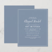 Papier Dusty Blue Moderne Budget Bat mitzvah Invitation (Devant / Derrière)