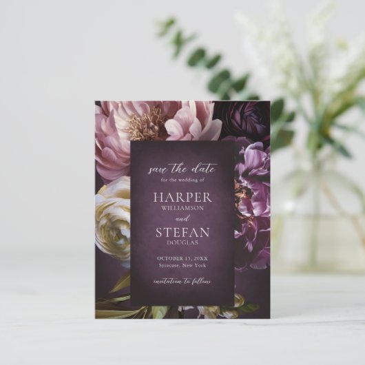 Papier Elegant Maximalist Floral Wedding Save the Date (Debout devant)