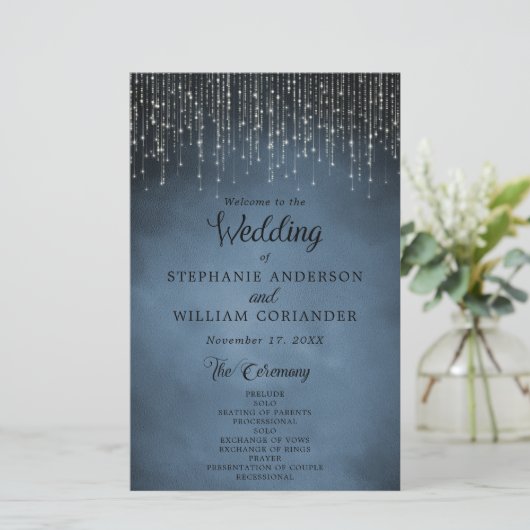Papier Élégant String Lights Marine Blue Wedding Programm (Debout devant)