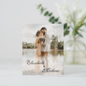 Papier Faire-part de mariage photo Budget Elegant Script (Debout devant)