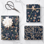 Papier fleur sauvage<br><div class="desc">Cet élégant et élégant papier d'enveloppement floral de Boho bleu marine présente de magnifiques fleurs sauvages d'aquarelle peints à la main dans un joli bouquet parfait pour le printemps,  l'été ou les mariages de automne. Trouvez les articles correspondants dans la collection Fleur sauvage de la Marine Blue Boho.</div>