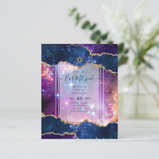 Papier Galaxy Starry Night Invitations BAR MITZVAH Bleu (Debout devant)