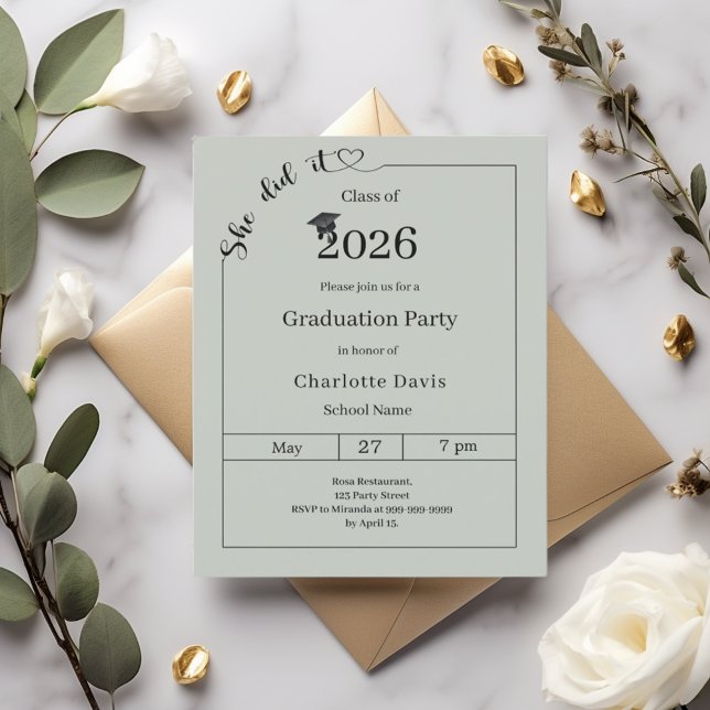 Papier Graduation party Sage Green She did it invitation (Créateur téléchargé)