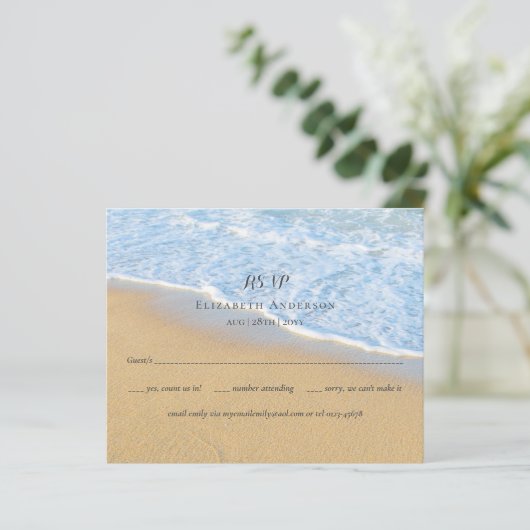 Papier Initiales de plage tropicale Mariage de sable RSVP (Debout devant)