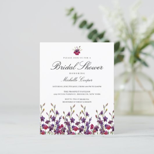 Papier Invitation à la douche nuptiale violette budget (Debout devant)