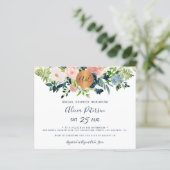 Papier Invitation de douche de mariée florale rose pastel (Debout devant)