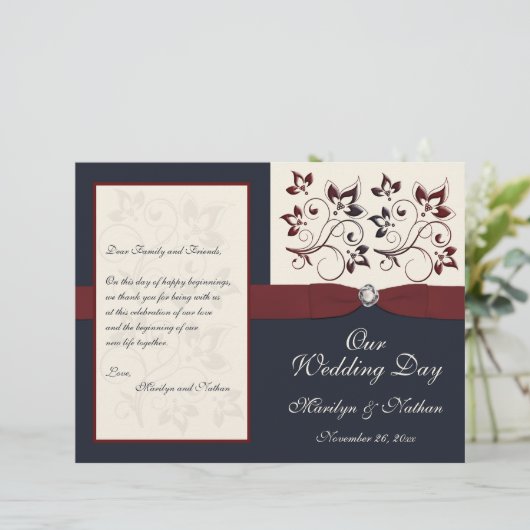 Papier Ivory, Navy et Claret Floral Wedding Program (Debout devant)