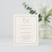 Papier Ivory taupe wreath monogrammed wedding invitation (Debout devant)
