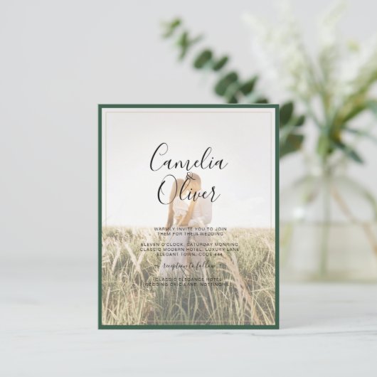 Papier LeahG Emerald Green Photo Overlay Mariage Inviter (Debout devant)