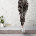 Papier marbré noir Leggings Vintages<br><div class="desc">Un motif sans faille d'un papier marbré extraordinaire utilisé pour les carnets de composition classiques qui étaient populaires au XVIIIe et XIXe siècle. Disponible en plusieurs variantes de couleurs. Recherchez également des designs complets avec des étiquettes carnets classiques. Piotr Kowalczyk © Première publication : 24.07.2022.</div>