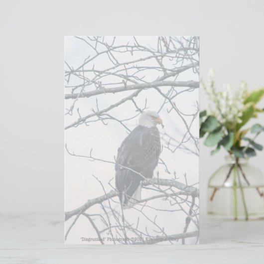 Papier mécontent (Debout devant)