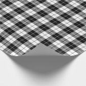 Papier met geplakt patroonzwart en wit ompakken (Hoek)