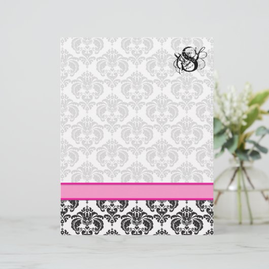 Papier Mode Diva rose framboise Monogramme Damas (Debout devant)