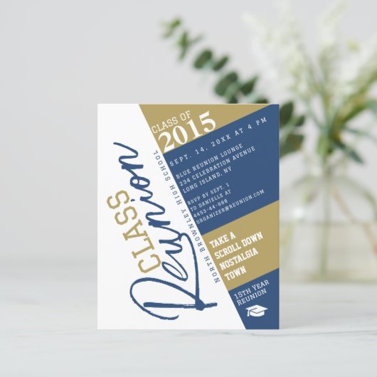 Papier Modern School Class Reunion Invitation (Debout devant)