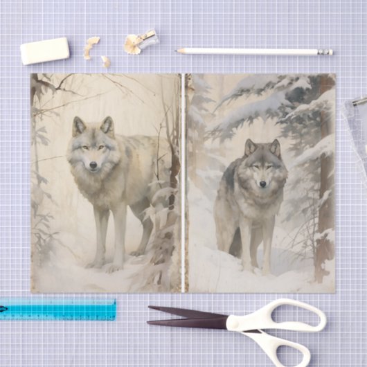 Papier Mousseline A Separate Pair of Wolves in the Winter Forest (Artisanat)