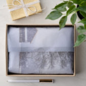 Papier Mousseline Amis - Une grange et un arbre en neige (Cadeau)