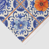 Papier Mousseline Carrelage bleu avec fleurs orange découpage (Détail)
