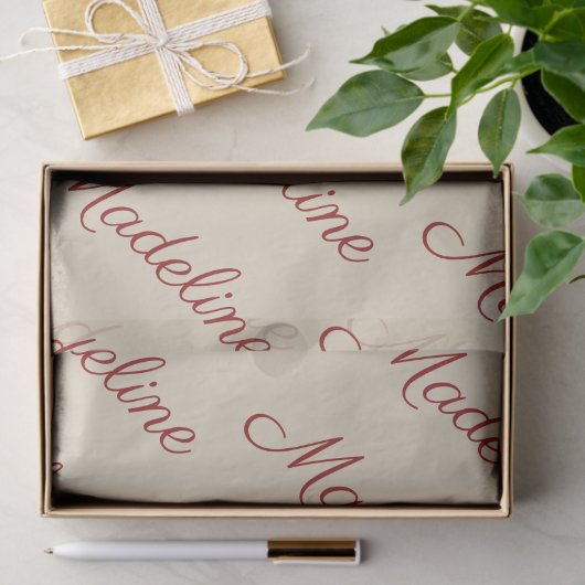 Papier Mousseline Élégant Script Red Name Tan (Cadeau)