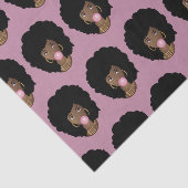 Papier Mousseline Femme noire, gomme à bulle rose croustillante, vio (Détail)